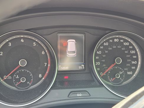 Used 2019 Volkswagen Atlas SE w/ Towing Package image 15