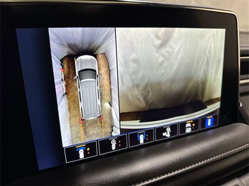 Certified 2024 Chevrolet Suburban High Country image 24