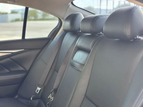 Used 2016 INFINITI Q50 3.0t Premium w/ 3.0T Premium Plus Package image 31