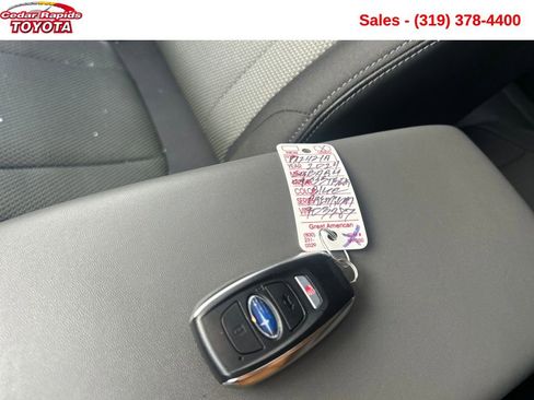 Used 2024 Subaru Crosstrek 2.0i Premium image 27