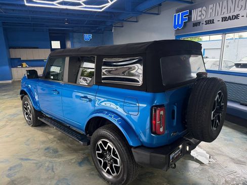 Used 2021 Ford Bronco Outer Banks AWD/4WD image 13