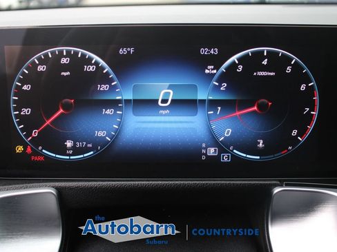 Used 2023 Mercedes-Benz GLB 250 4MATIC w/ Premium Package image 14