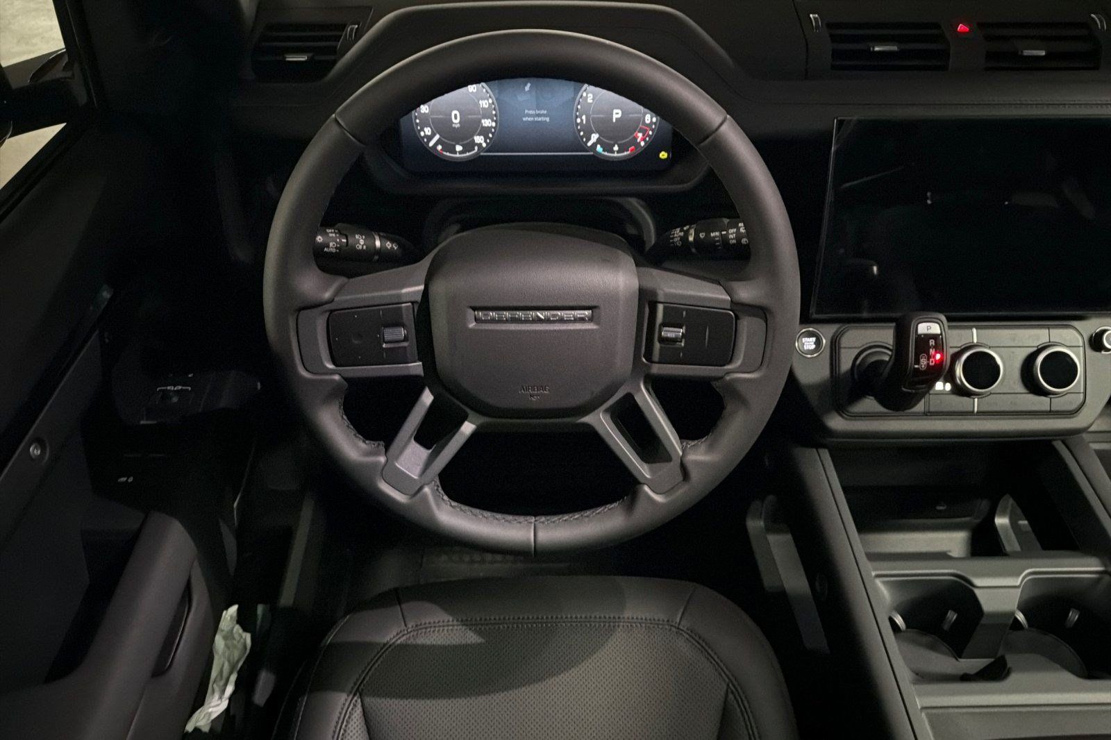 New 2026 Land Rover Defender 130 X-Dynamic SE AWD/4WD image 26