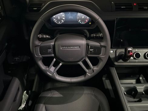 New 2026 Land Rover Defender 130 X-Dynamic SE AWD/4WD image 26