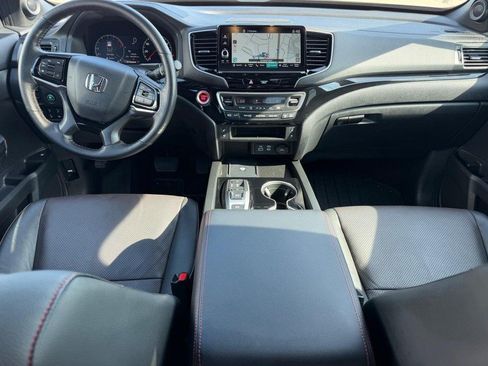 Used 2024 Honda Ridgeline Black Edition image 11