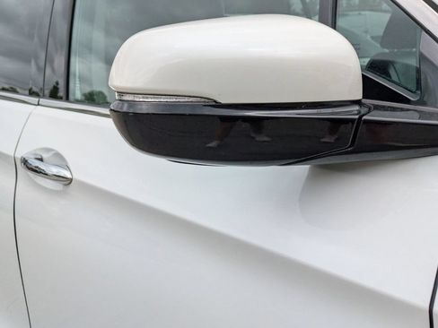 Used 2021 Honda Pilot Touring image 12