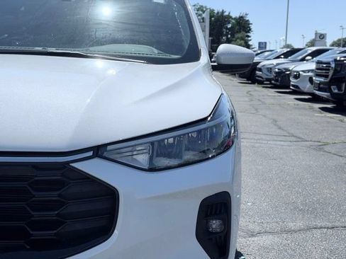 Used 2024 Ford Escape ST-Line Select AWD/4WD image 3