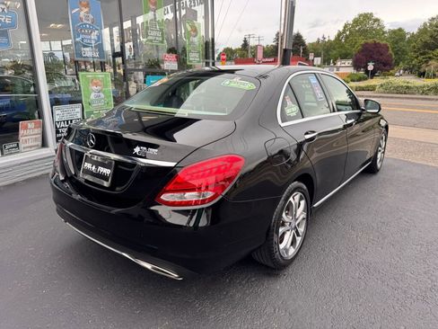 Used 2017 Mercedes-Benz C 300 Sedan image 7