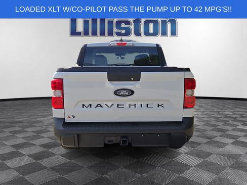 Used 2025 Ford Maverick XLT FWD image 5