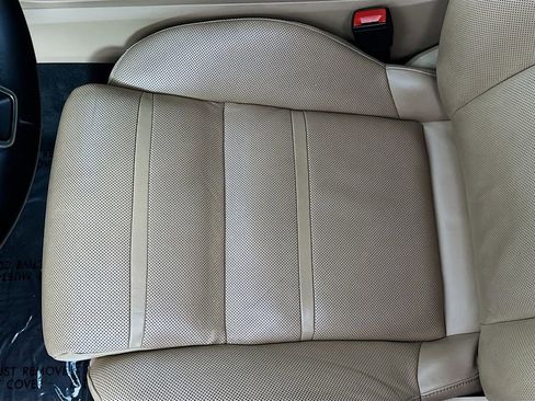 Used 2019 Porsche Cayenne image 22