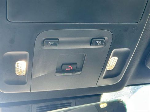 Certified 2025 Toyota Camry SE image 18