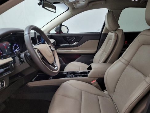 Used 2021 Lincoln Corsair AWD w/ Equipment Group 101A image 17