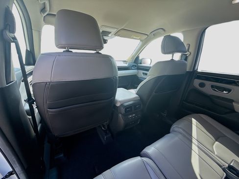 Certified 2025 Honda Pilot EX-L image 24