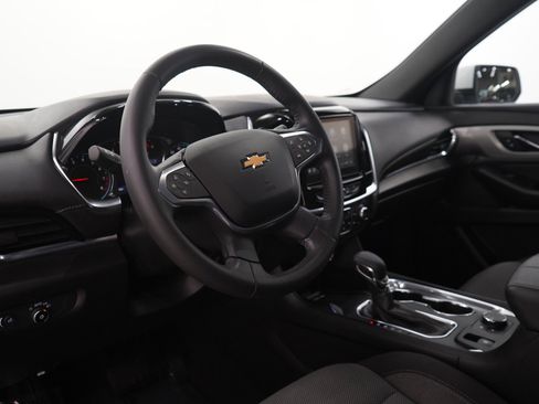 Used 2022 Chevrolet Traverse LT AWD/4WD image 25