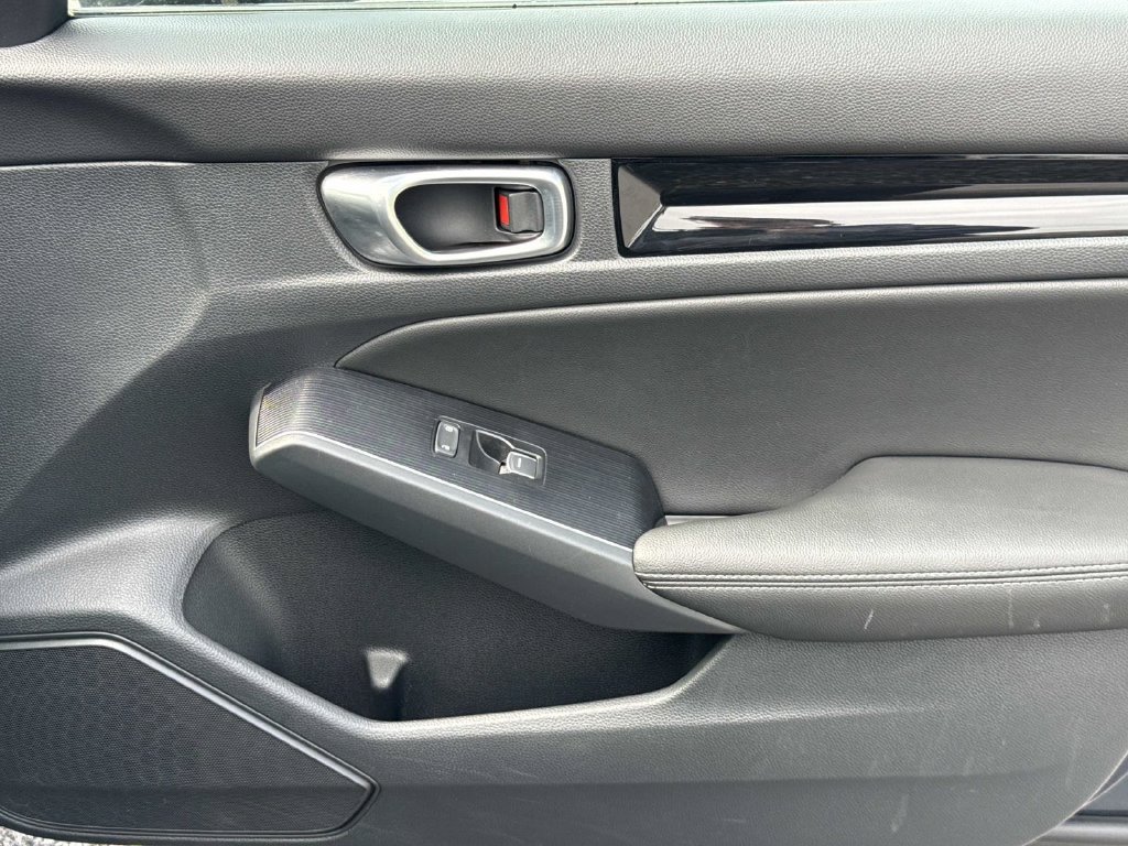 Used 2023 Honda Civic Touring image 20