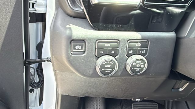 New 2026 Chevrolet Silverado 1500 RST AWD/4WD image 15
