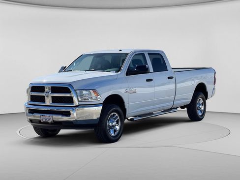Used 2016 RAM 3500 Tradesman w/ Chrome Appearance Group AWD/4WD image 7
