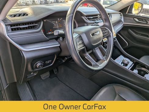 Used 2022 Jeep Grand Cherokee L Limited image 11