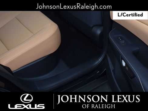 Used 2025 Lexus RX 350 Premium w/ Accessory Package (Z1) FWD image 13