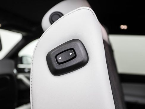 Used 2026 BMW X7 xDrive40i image 23