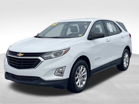 Used 2018 Chevrolet Equinox LS FWD image 8