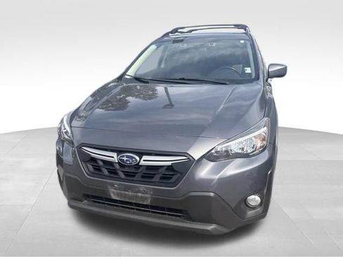 Used 2023 Subaru Crosstrek 2.0i Premium AWD/4WD image 3
