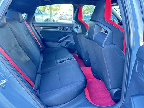 Used 2025 Honda Civic Type R image 16
