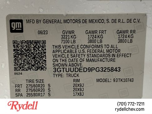 Used 2023 GMC Sierra 1500 SLT w/ SLT Premium Plus Package AWD/4WD image 22