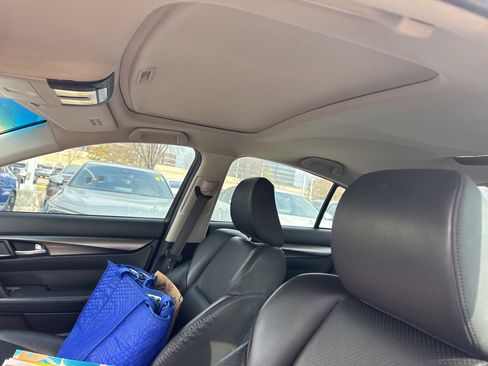 Used 2012 Acura TL w/ Technology Package image 8