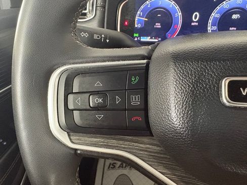 Used 2023 Jeep Wagoneer L Series II RWD image 20