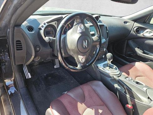 Used 2013 Nissan 370Z Touring w/ Sport Pkg image 13