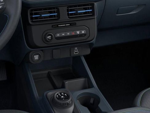 New 2026 Ford Maverick Lobo AWD/4WD image 16