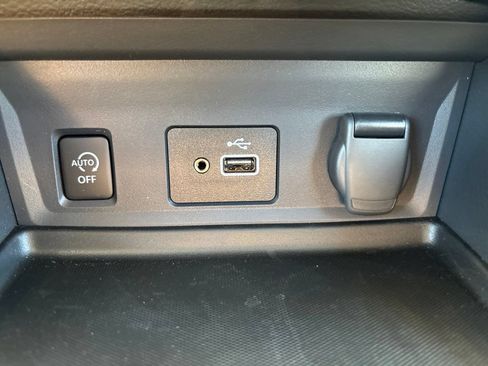 Certified 2025 Nissan Sentra S FWD image 25