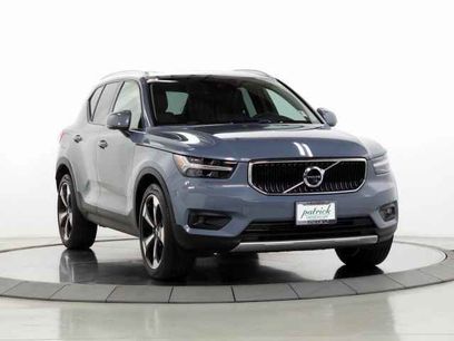 Used 2020 Volvo XC40 T5 Momentum w/ Protection Package Premier