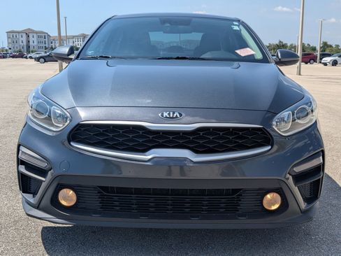 Certified 2021 Kia Forte Sedan FWD image 3