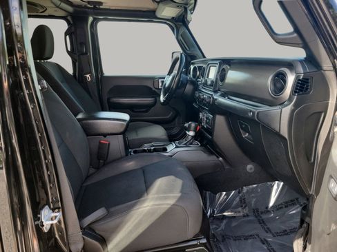 Used 2020 Jeep Gladiator Sport w/ Quick Order Package 24S image 10