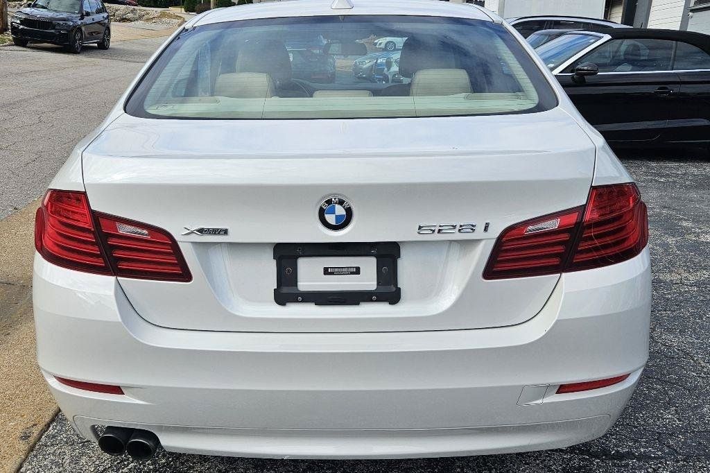Used 2015 BMW 528i xDrive Sedan AWD/4WD image 7
