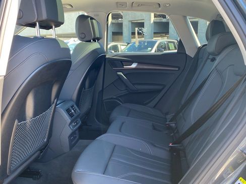 Used 2024 Audi Q5 e Premium Plus w/ Premium Plus Package image 22