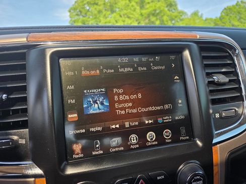 Used 2017 RAM 2500 Longhorn image 18