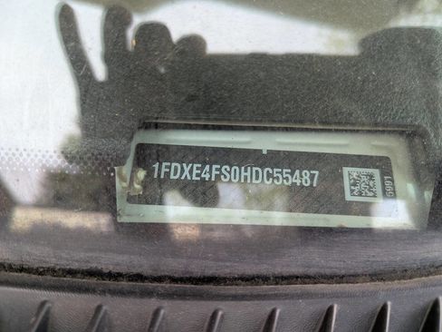 Used 2017 Ford E-450 and Econoline 450 Super Duty w/ Motorhome Prep Package RWD image 24