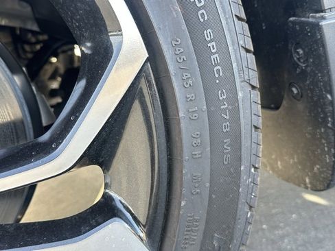 New 2026 Chevrolet Trax RS w/ Sunroof Package image 31