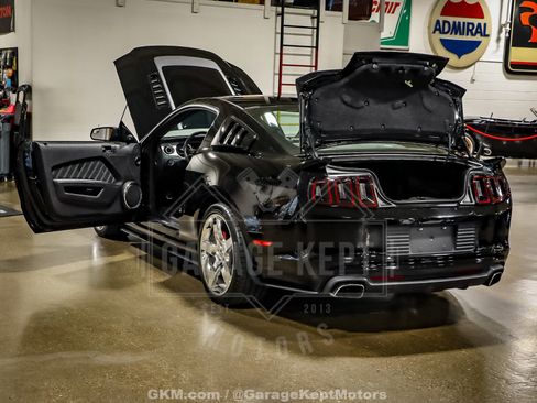 Used 2013 Ford Mustang GT Premium RWD image 68