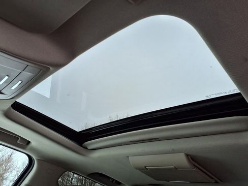 Used 2018 Chevrolet Tahoe LT image 5