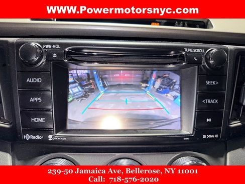 Used 2018 Toyota RAV4 LE image 30