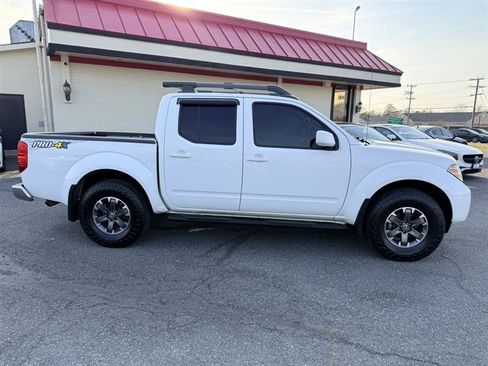 Used 2017 Nissan Frontier PRO-4X w/ Pro-4x Luxury Package image 4
