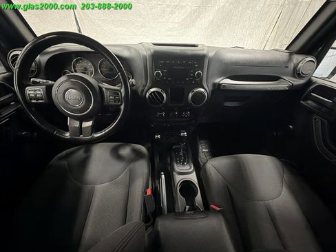 Used 2016 Jeep Wrangler Sport AWD/4WD image 6