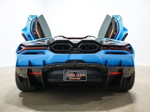Used 2025 Lamborghini Revuelto AWD/4WD image 65