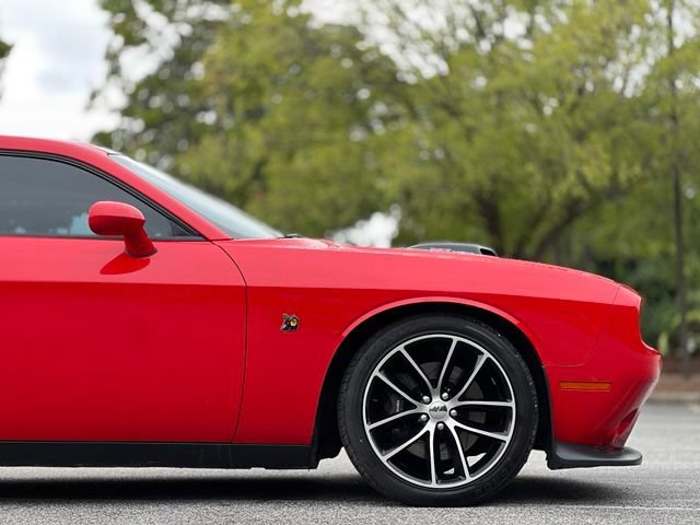 Used 2016 Dodge Challenger R/T Scat Pack RWD image 5