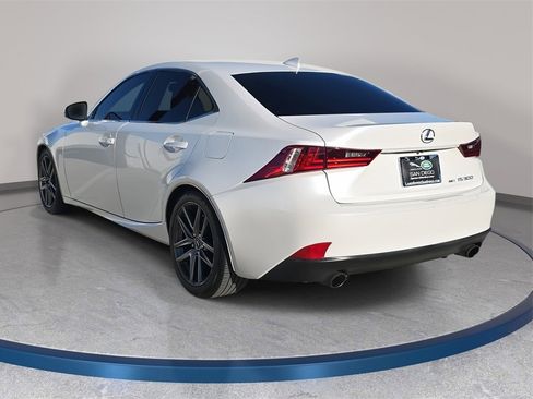 Used 2016 Lexus IS 300 AWD image 8