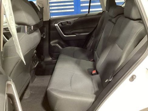 Used 2023 Toyota RAV4 LE AWD/4WD image 17